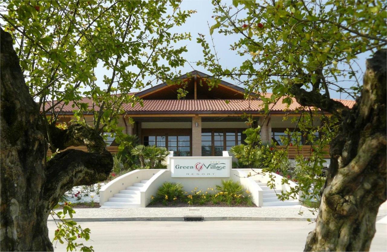Green Village Eco Resort Линьяно-Саббьядоро Экстерьер фото